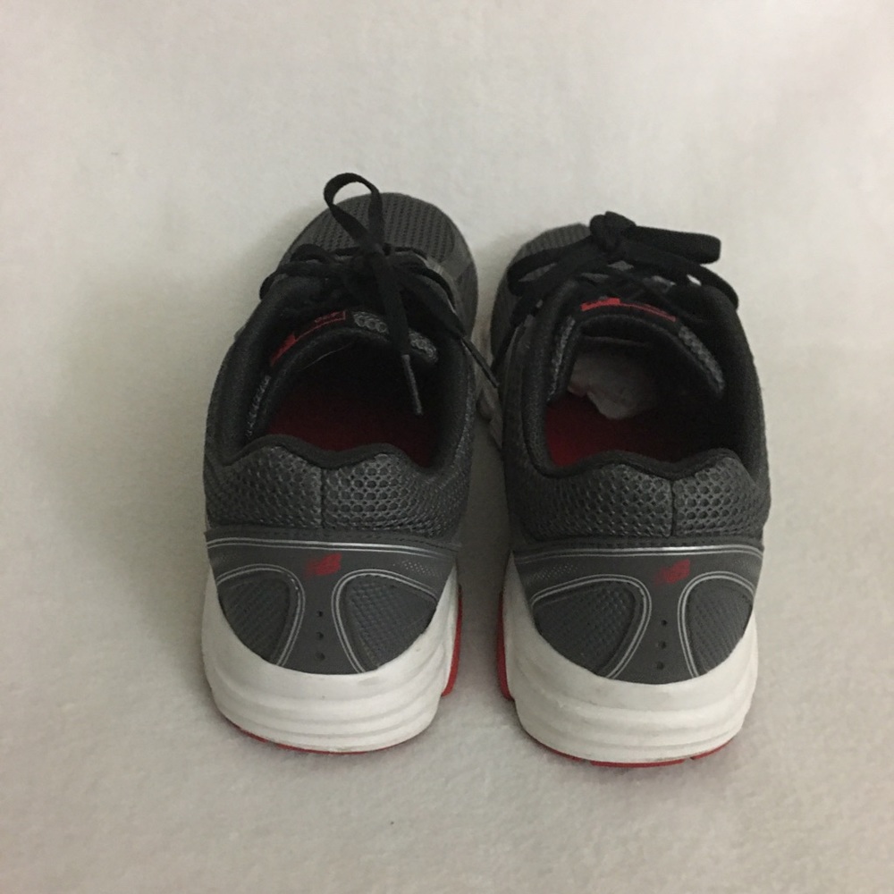 New Balance Sneakers Shoes Men’s 9.5 - Picture 7 of 8